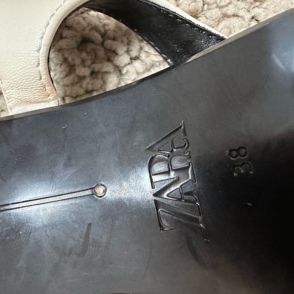 Zara White Leather Sandals - Picture 9 of 12